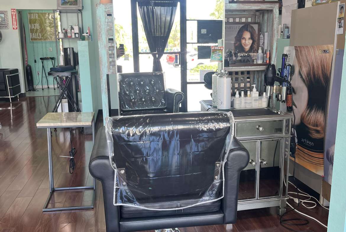 Mary Luz Salon 3