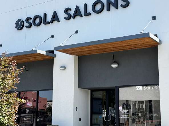 SALON SUITE FOR RENT IN MOUNTAIN VIEW