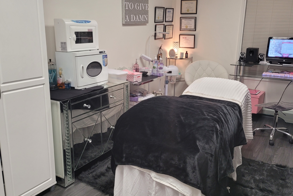 ESTHETICS ROOM