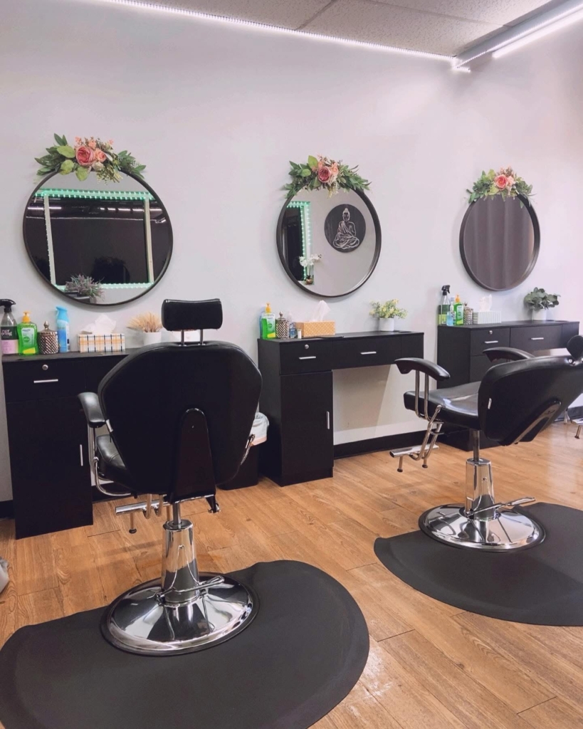 CEYLON EYEBROW THREADING