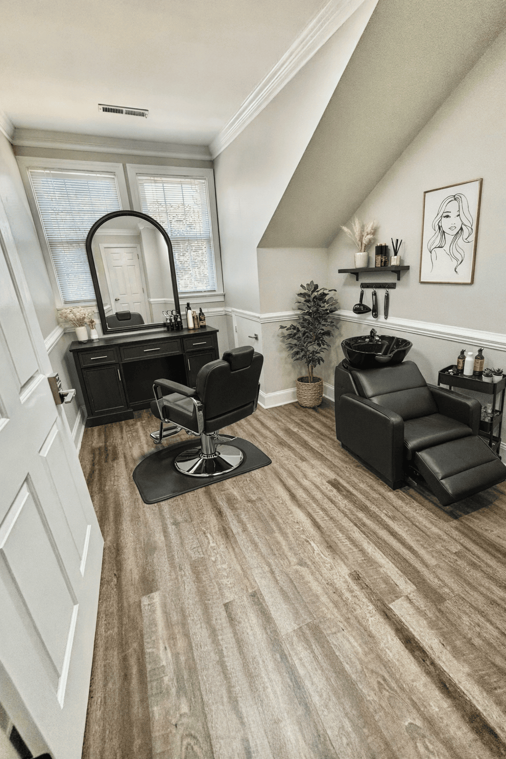 Private Hair Suite in North Raleigh - Photo 1