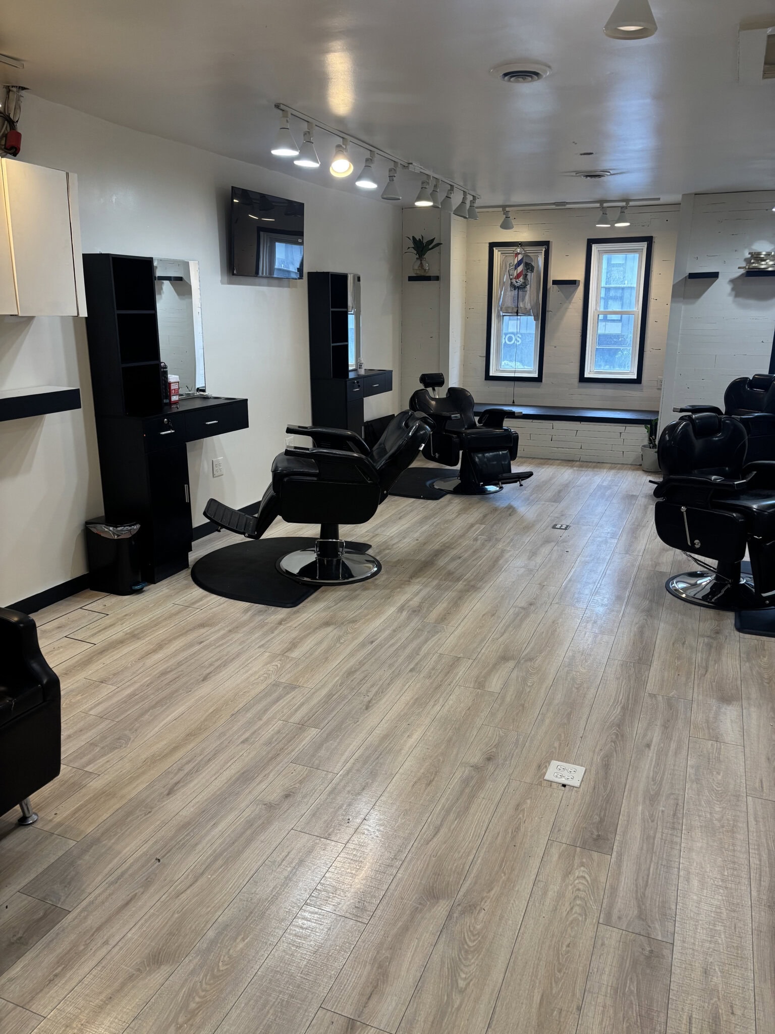 Turn Key Barber Shop